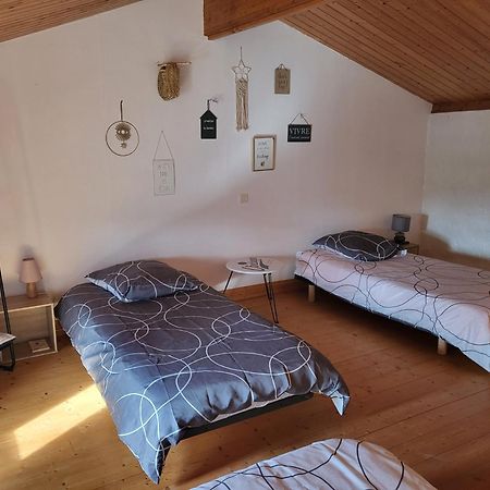 Gite Chamarel Les Aubiers Exteriör bild