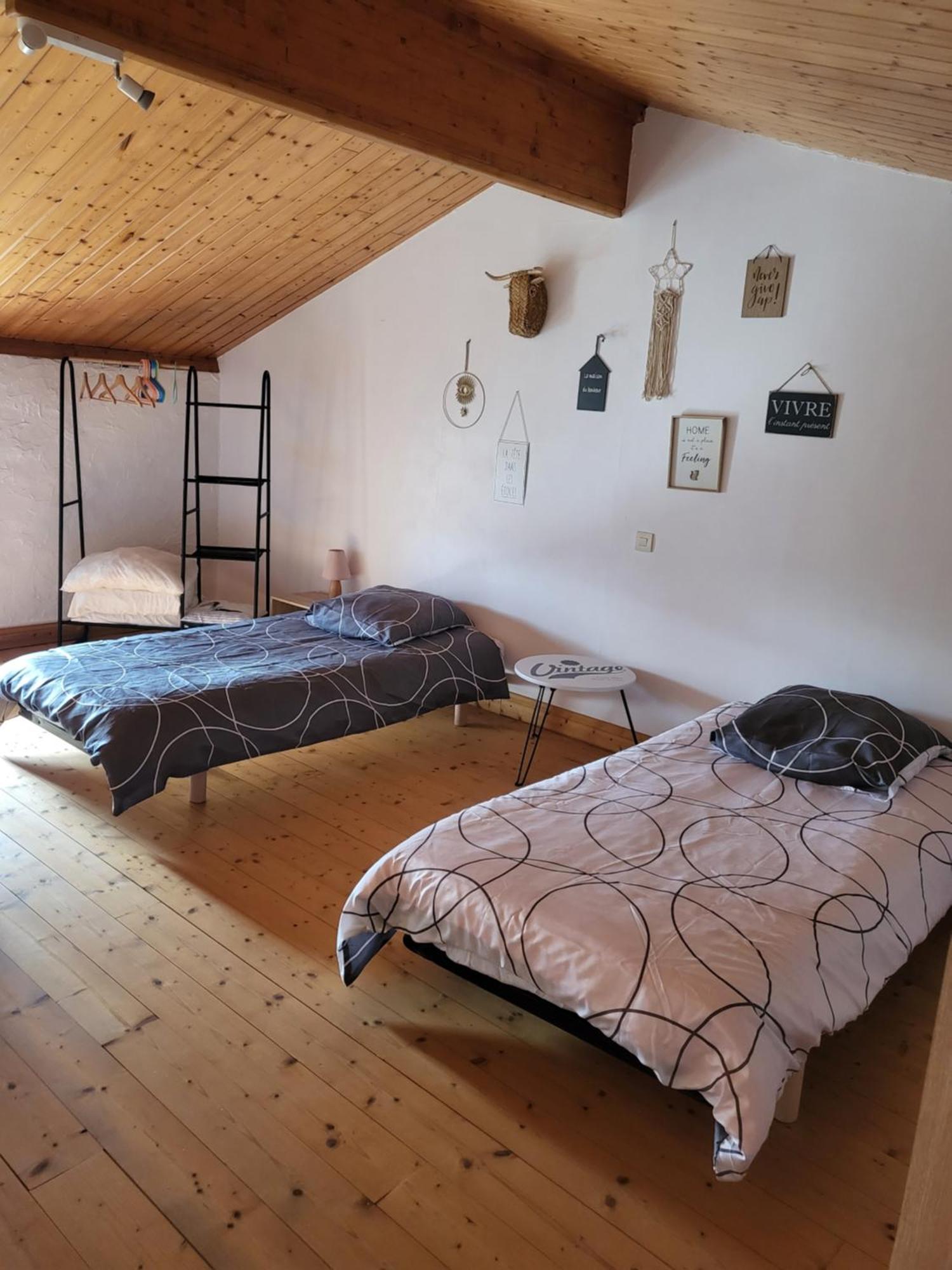 Gite Chamarel Les Aubiers Exteriör bild